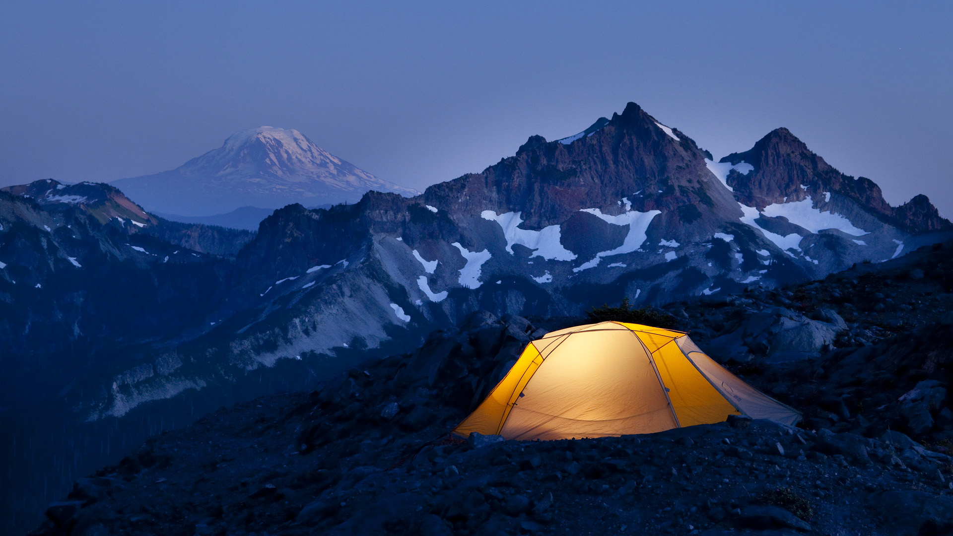 Windows 10 Camping Wallpaper