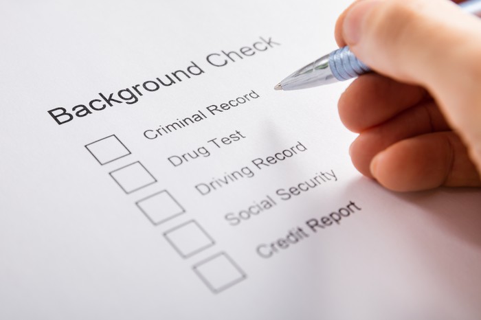 How To Do A Free Online Background Check - Supportive Guru