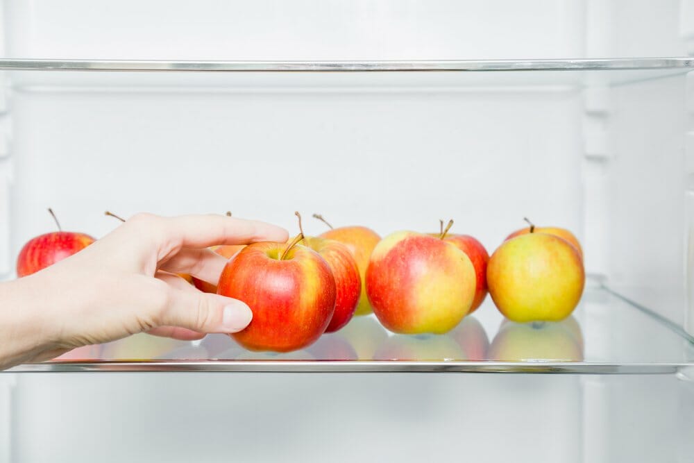 apples in refrigerator